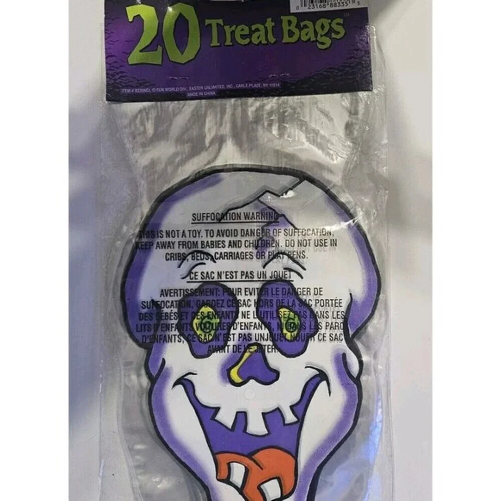 Lot of Halloween Party Supplies ‎ Napkins Plates Cups Treat Bags Garlands